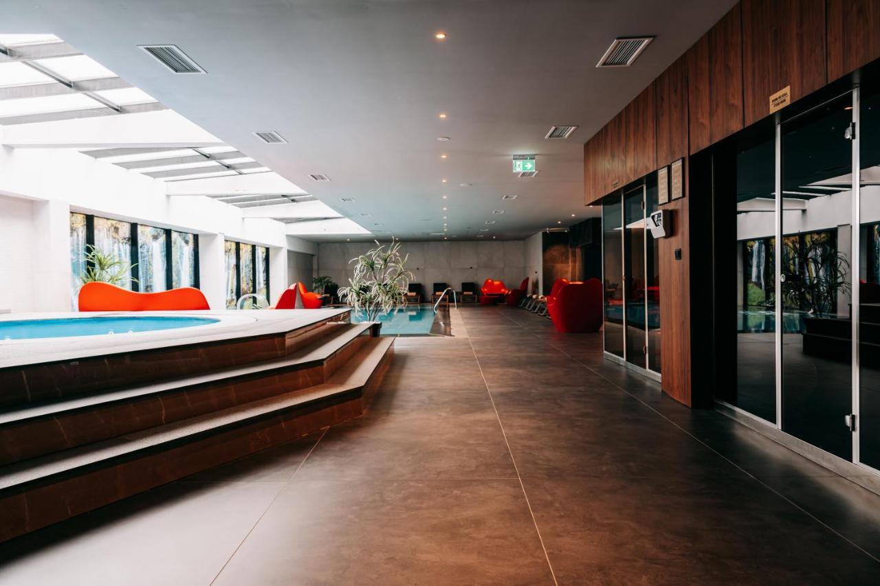 Palace Hotel & Spa Kosovska Mitrovica Ngoại thất bức ảnh
