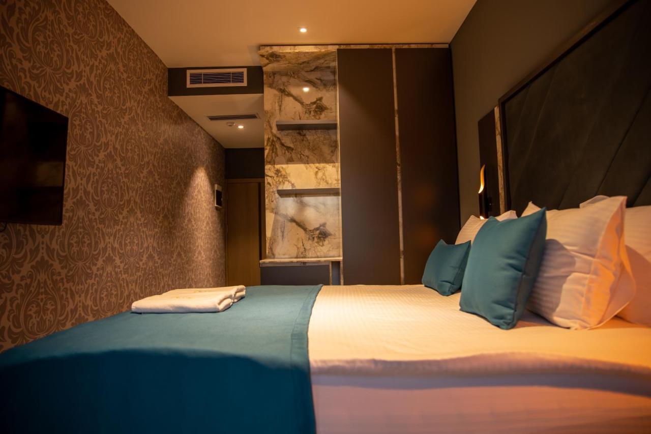 Palace Hotel & Spa Kosovska Mitrovica Ngoại thất bức ảnh